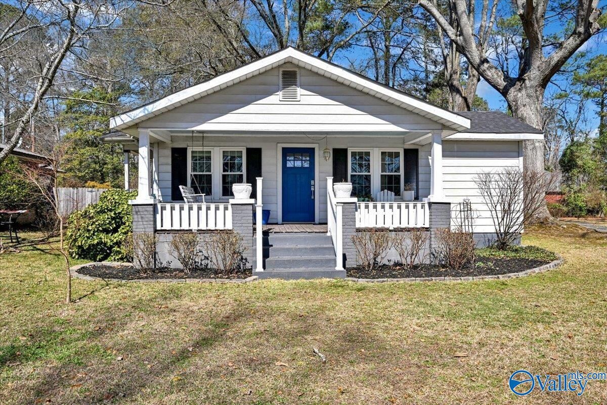 Property Photo:  407 Birmingham Street SW  AL 35055 