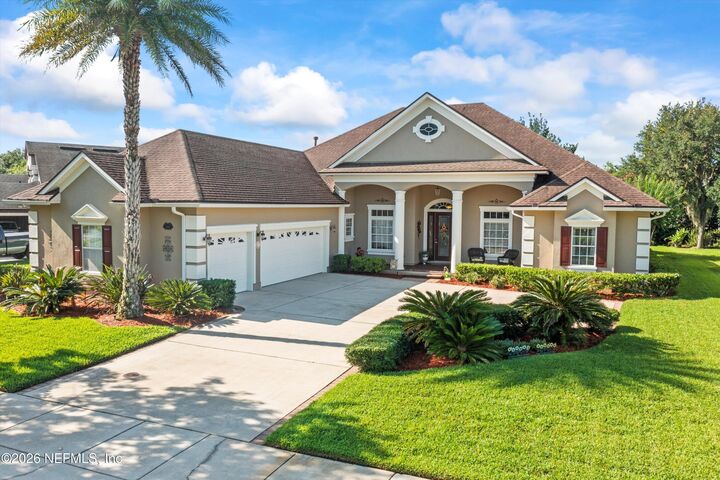 Property Photo: 641 Donald Ross Way FL 32092