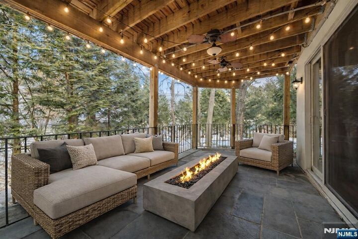 Property Photo:  41 Ramsey Avenue  NJ 07446 