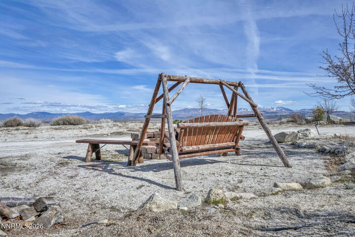 Property Photo:  466 Horsethief Circle  CA 96120 