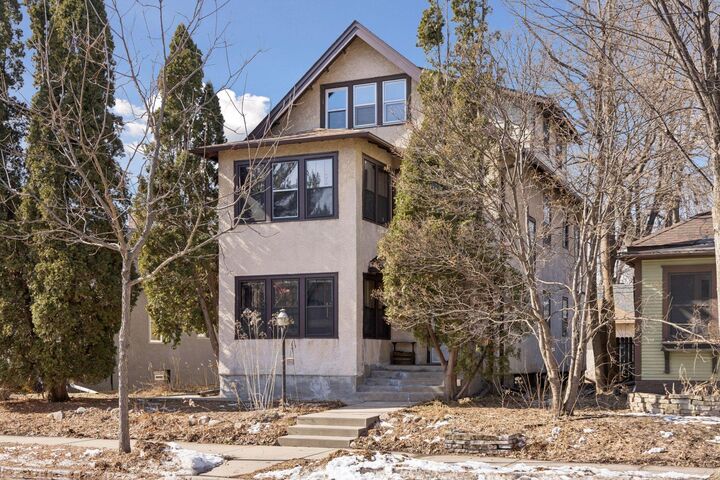 Property Photo:  2916 38th Avenue S  MN 55406 