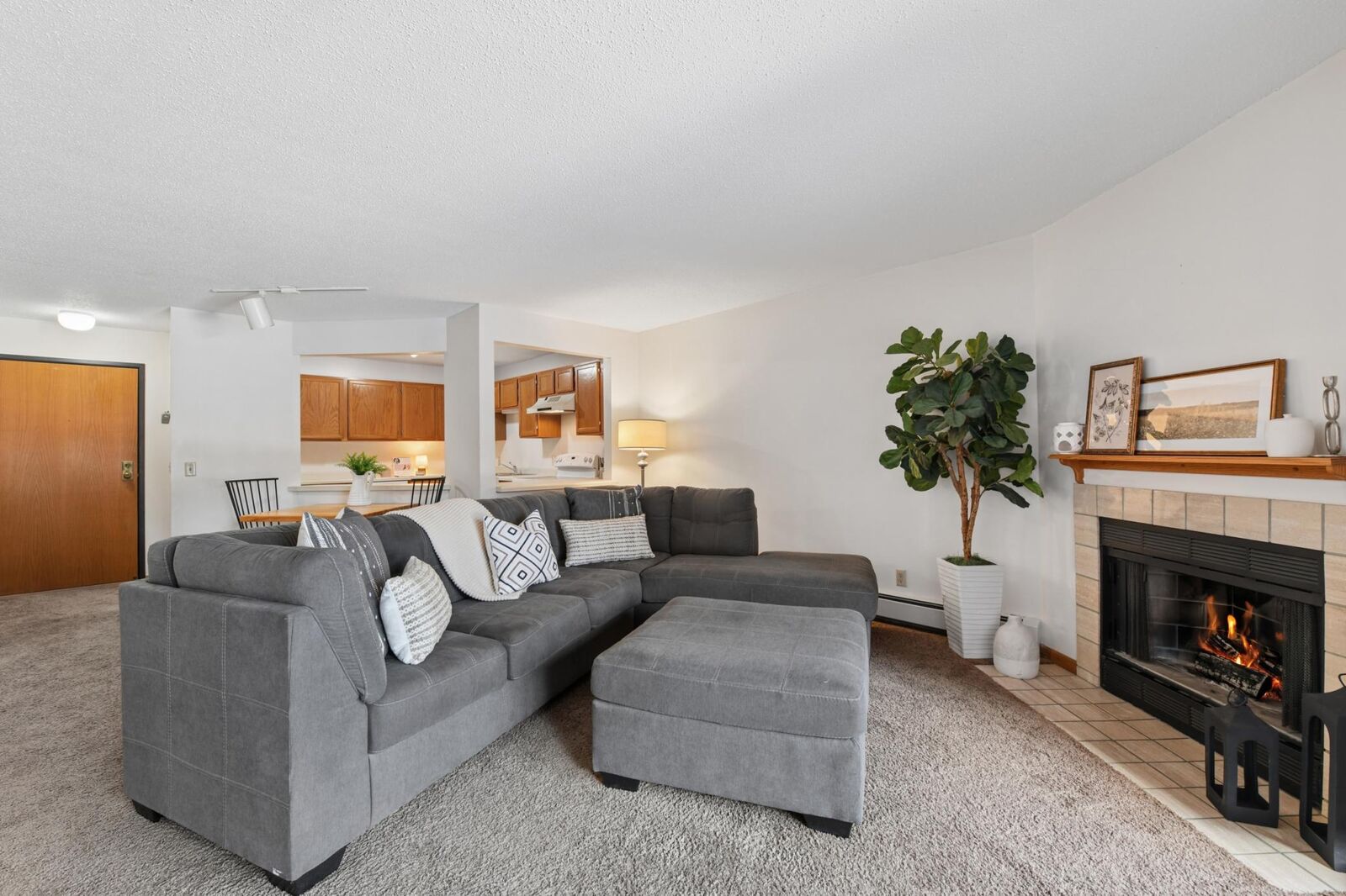 Property Photo: 8037 Xerxes Avenue S 135 MN 55431