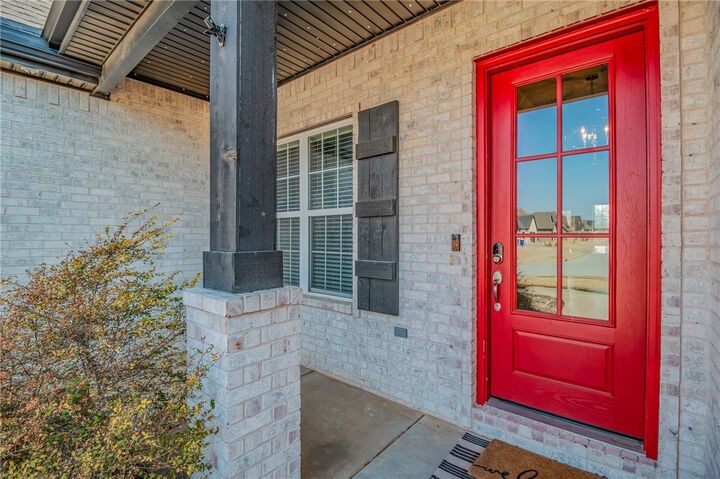 Property Photo:  605 Stone Ridge Street  AR 72745 