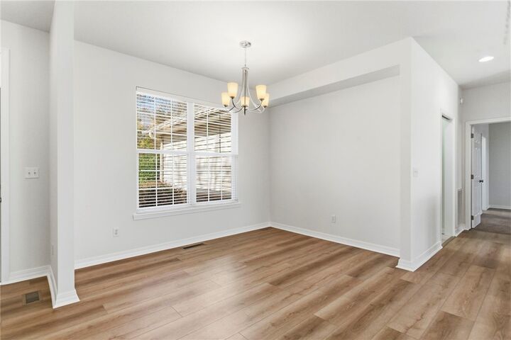 Property Photo:  6 E Williamsburg Lane  AR 72715 