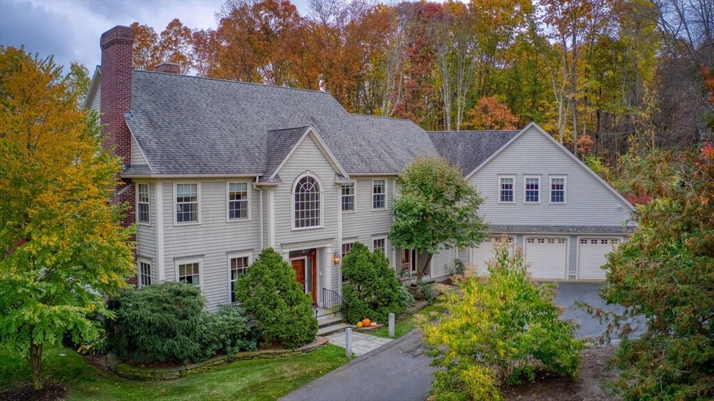 Property Photo:  6 Eveningstar Drive  MA 01002 