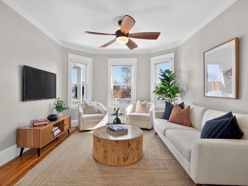 Property Photo:  141 South St 2  MA 02130 