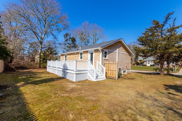 Property Photo:  24 Weatherglass Ln  MA 02536 