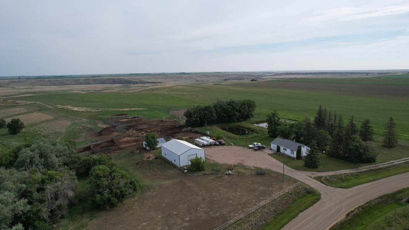 Property Photo: 162 Hays Rd 30 N AB T0K 1B0