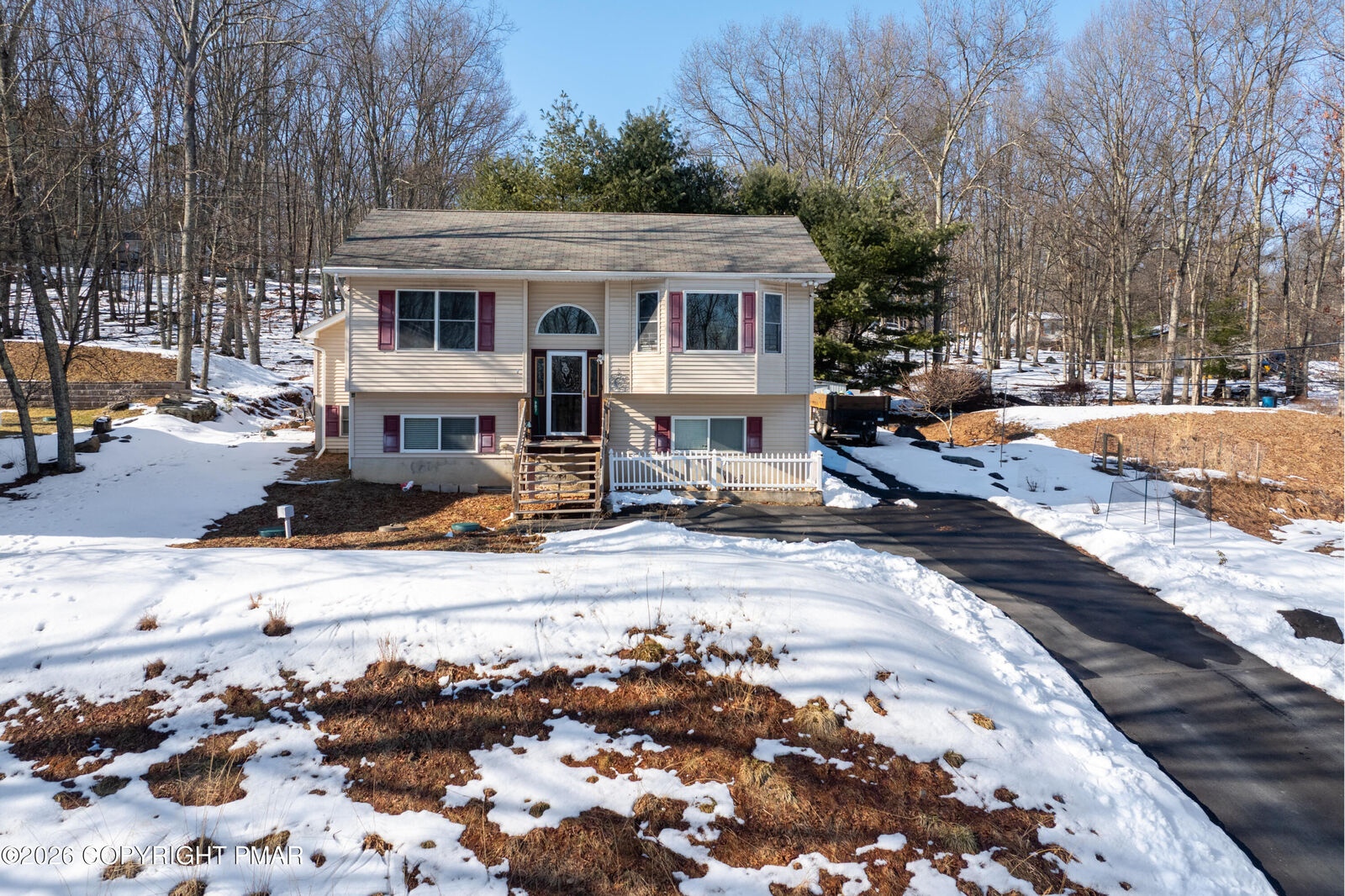 Property Photo:  907 Tamaqua Road  PA 18302 