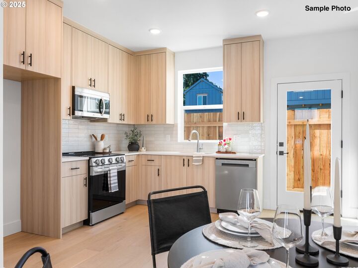 Property Photo: 4368 NE Going St OR 97218