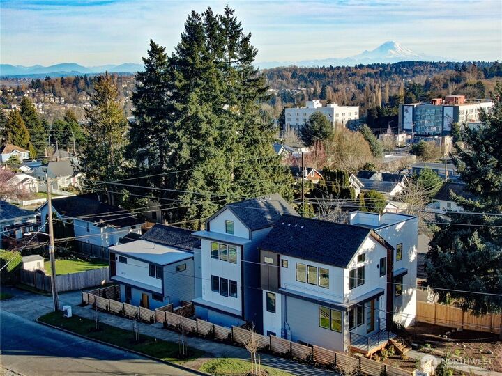 Property Photo:  3617 SW Dakota  WA 98126 