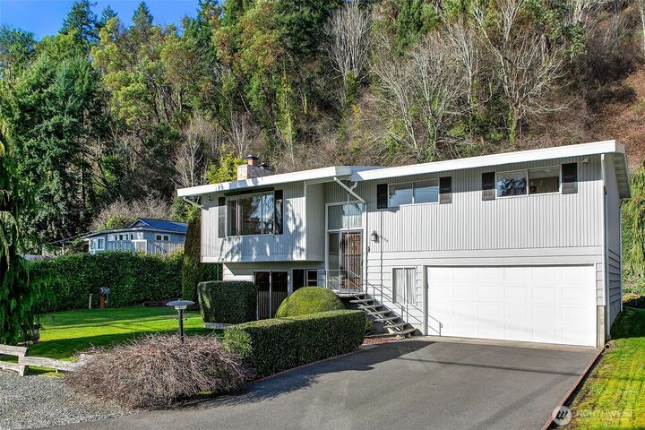 Property Photo:  2624 SW 172nd Street  WA 98166 