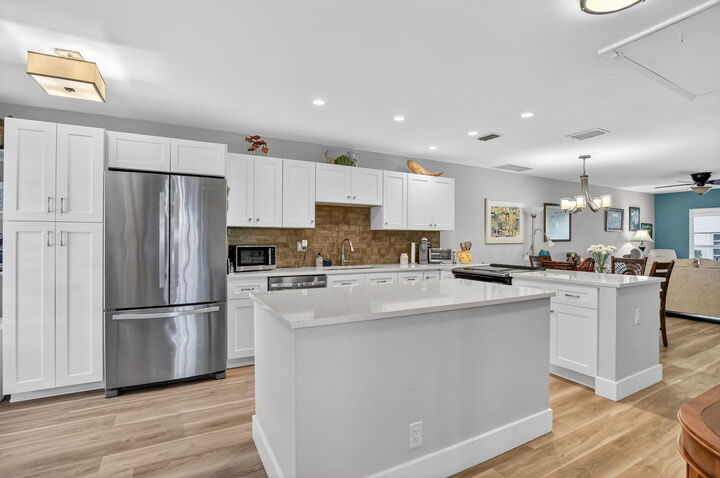 Property Photo:  8871 Warwick Drive  FL 33433 