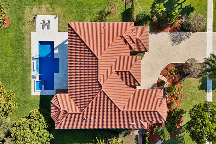 Property Photo: 2846 Juniper Lane FL 33330