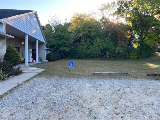 Property Photo: 1284 Turrill Road MI 48446