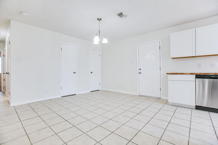 Property Photo: 806 Van Zandt Street TX 76905
