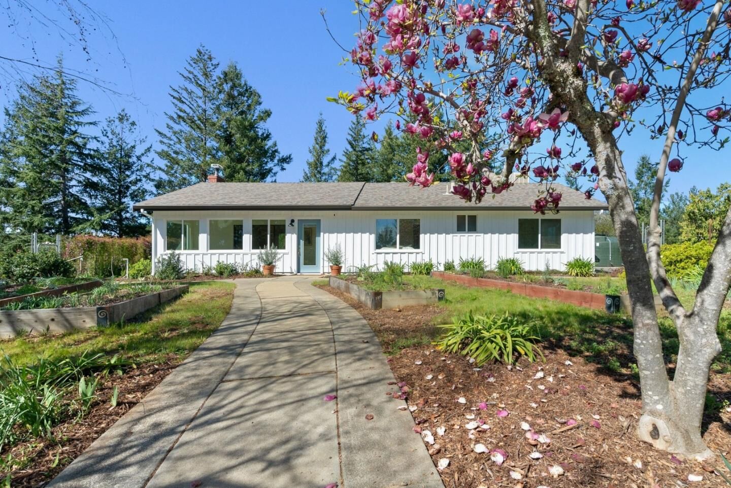 Property Photo:  125 McGivern Way  CA 95060 