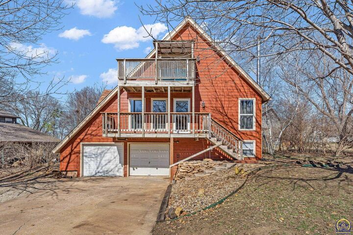 Property Photo: 3708 SW 35th St KS 66614