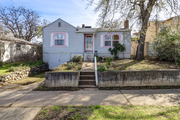 Property Photo:  2315 Butte Street  CA 96001 