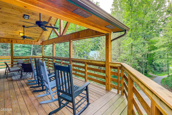 Property Photo:  1046 Cheshire Court  TN 37738 