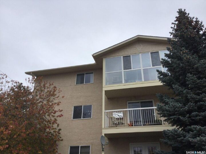 Property Photo: 116 2nd Avenue W 301 SK S0L 1S0