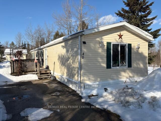 40 Maple Grove Village Road — photo 1
