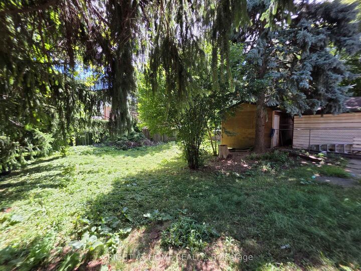Property Photo: 9 Rogers Road ON L6X 1L7