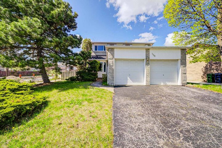 158 Ingleton Boulevard — photo 1