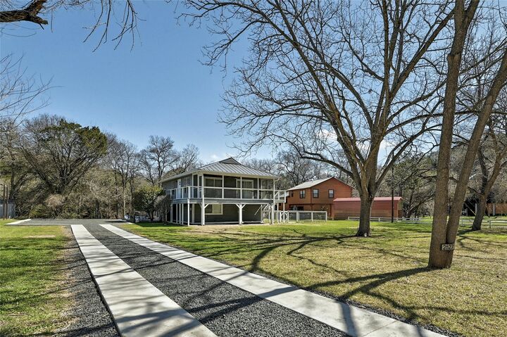 Property Photo:  2627 Geronimo Trail  TX 78734 