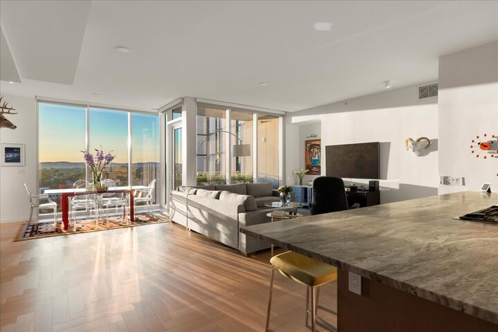 Property Photo:  313 W 17th Street 1104  TX 78701 