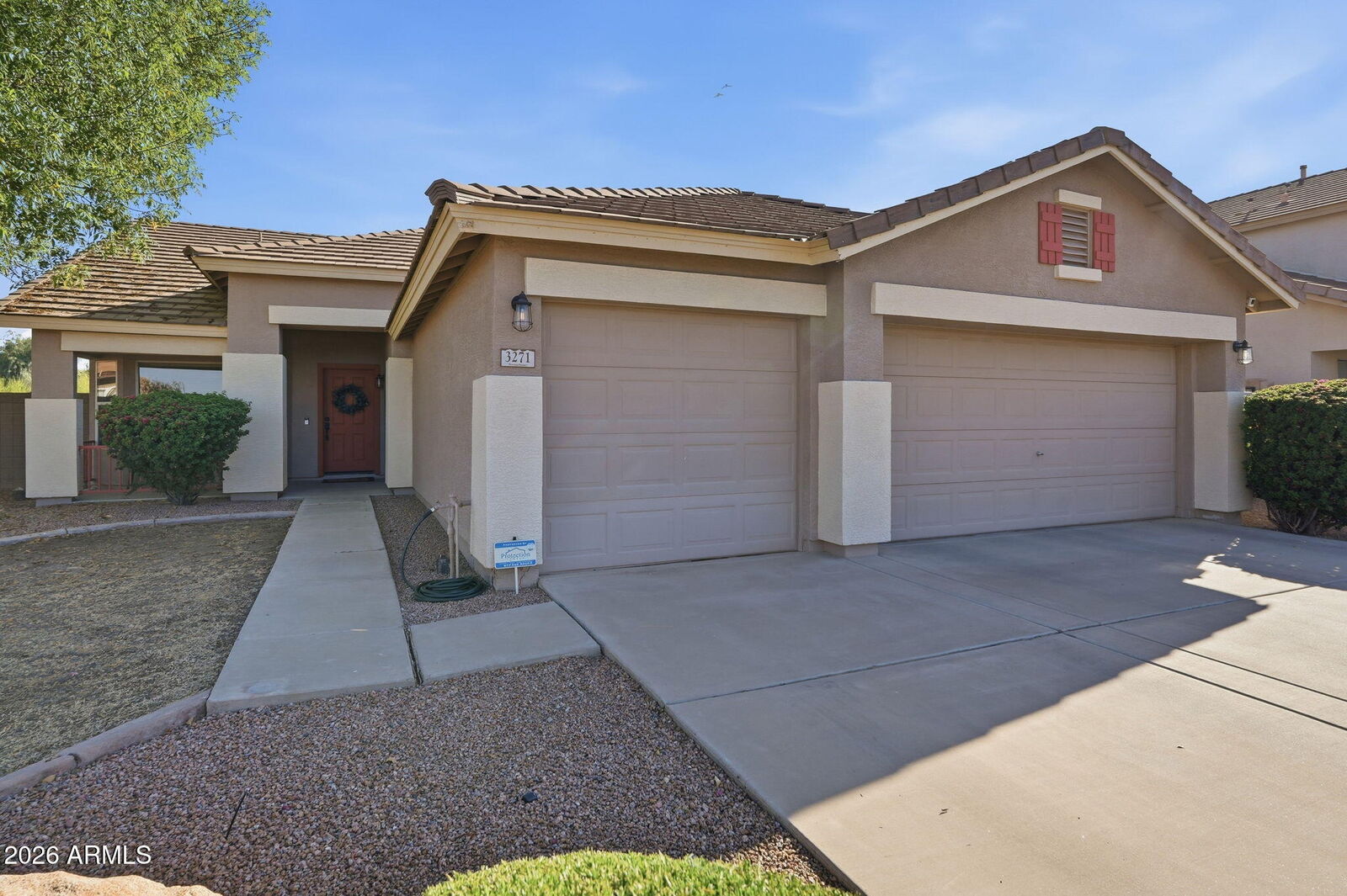 Property Photo:  3271 E Santa Fe Lane  AZ 85297 