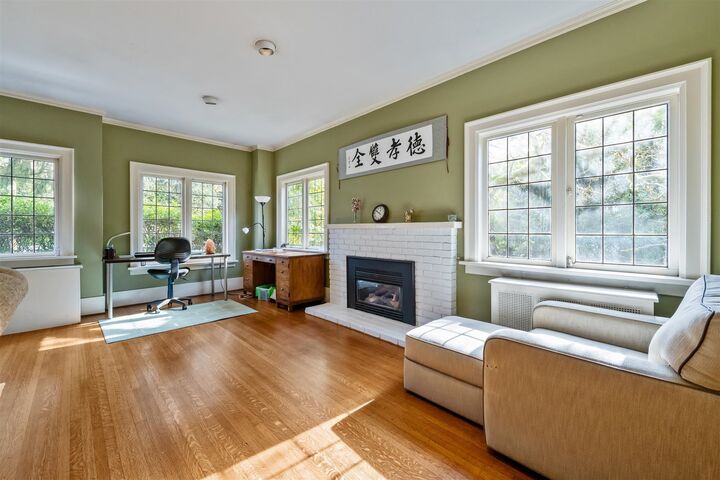 Property Photo:  3737 Pine Crescent  BC V6J 4K4 