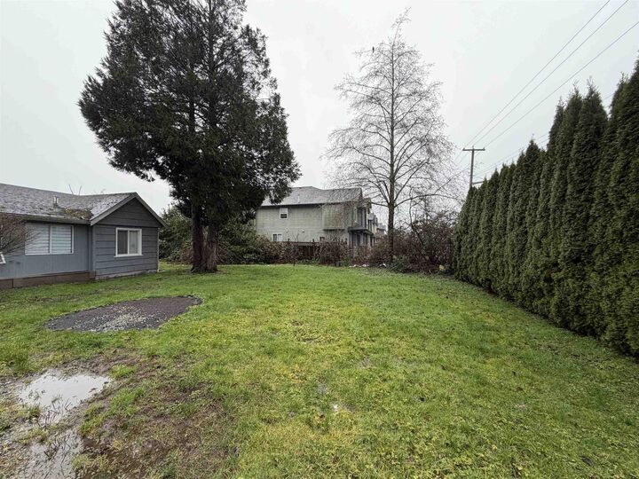 Property Photo:  11394 240 Street  BC V2W 0B4 