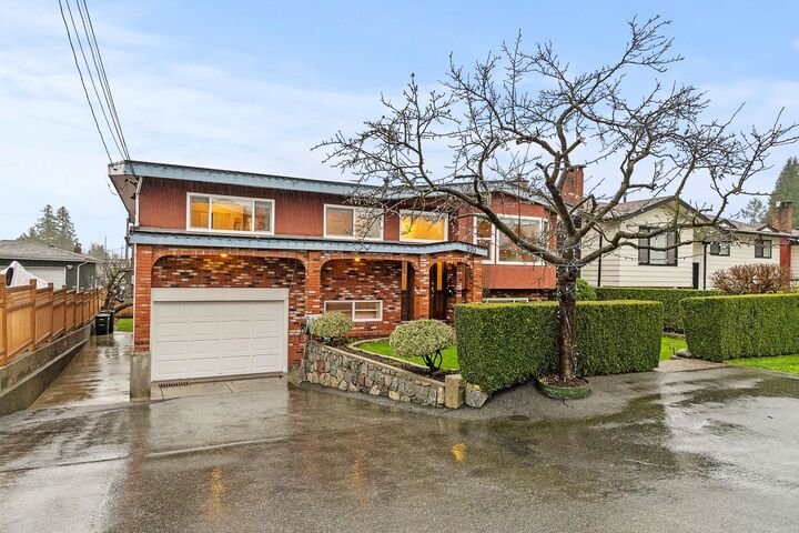 Property Photo:  920 Grove Avenue  BC V5B 4G7 