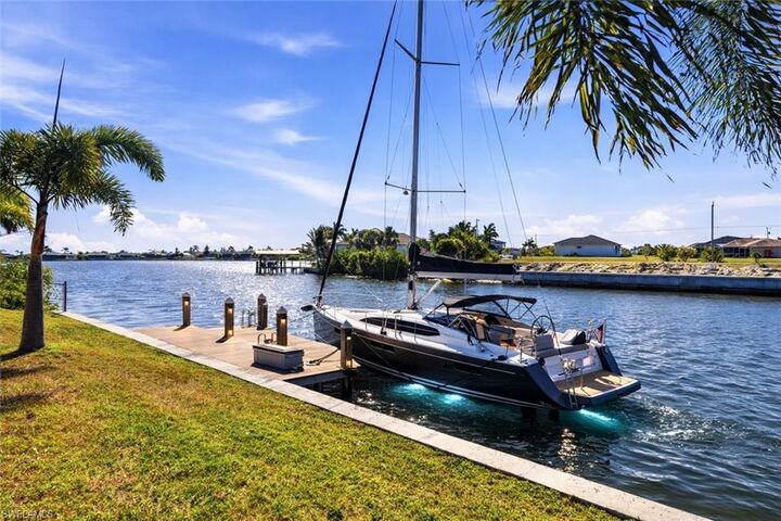 Property Photo: 4418 NW 36th St FL 33993