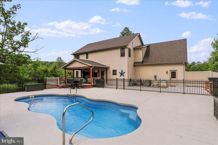 Property Photo:  287 N Lakewood  WV 26753 
