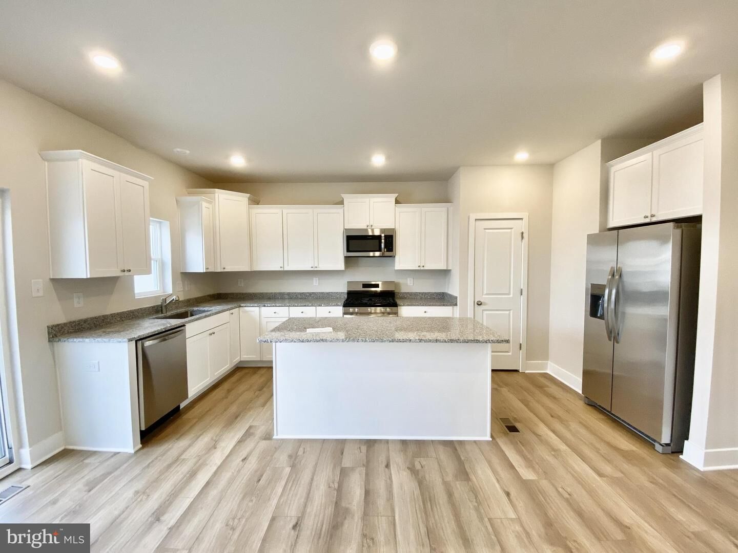 Property Photo: 29481 Oxford Drive DE 19966