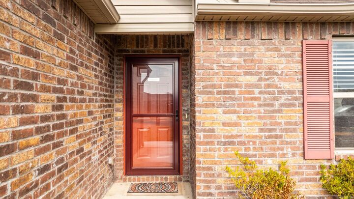 Property Photo:  2431 Lancashire Lane  AR 72023 