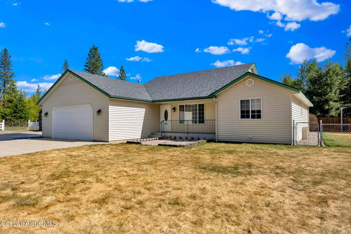 Property Photo:  16649 N Sitka Rd  ID 83858 