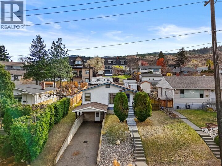 1335 Columbia Street — photo 1