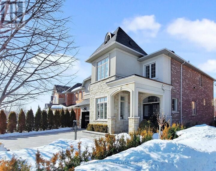 Property Photo: 1135 Cenotaph Boulevard ON L3X 0A7