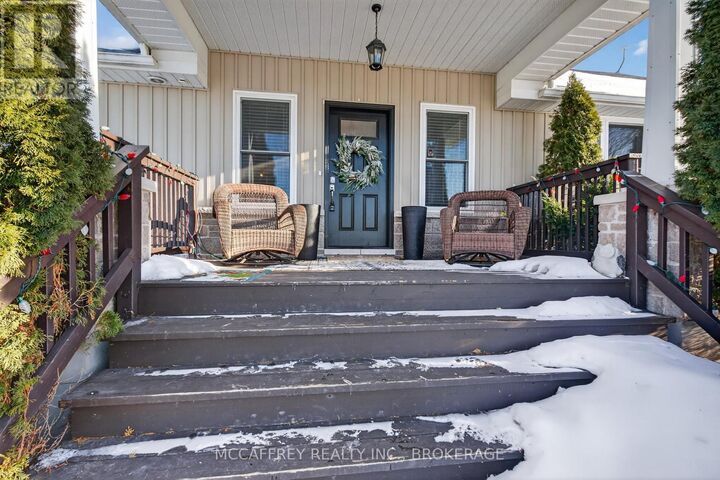 Property Photo:  994 Palace Road  ON K7R 3K9 