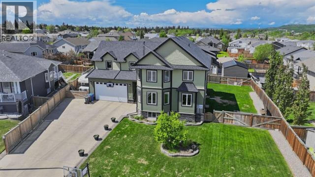 Property Photo:  11716 88 Street  BC V1J 0H8 