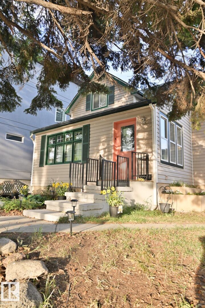 Property Photo:  11415 85 Street NW  AB T5B 3E1 