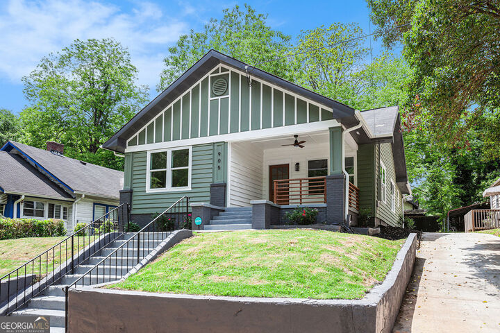 Property Photo:  905 Gaston Street SW  GA 30310 