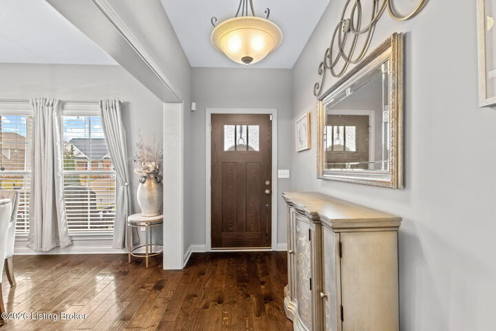 Property Photo:  8818 Stara Way  KY 40299 