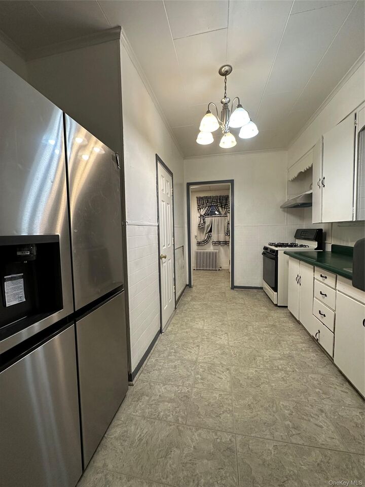 Property Photo:  9 Elizabeth Street 1  NY 12771 