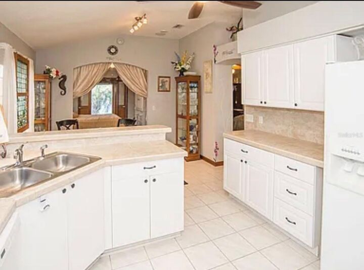 Property Photo:  307 Del Mar Drive  FL 32159 