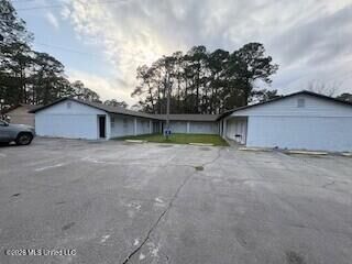 Property Photo:  6525 Jasmine Street  MS 39563 