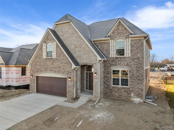 Property Photo:  42435 Magnolia Drive  MI 48314 4241 